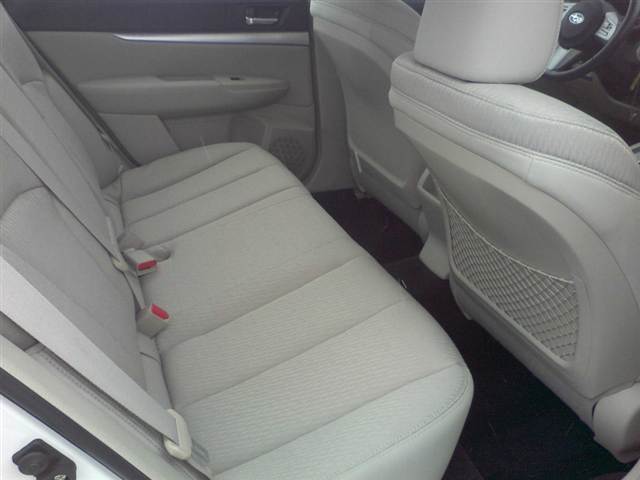 Subaru Legacy 2010 photo 4