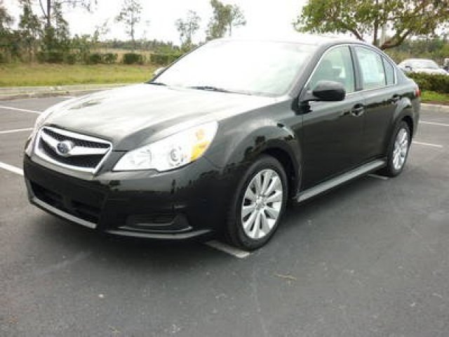Subaru Legacy 2010 photo 1