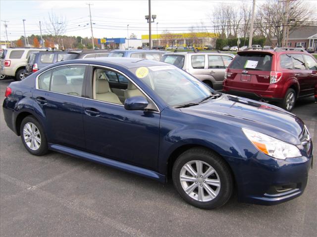 Subaru Legacy 2010 photo 2