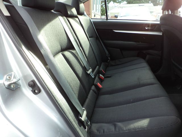 Subaru Legacy 2010 photo 1