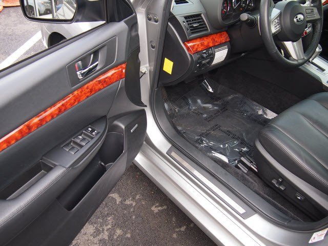 Subaru Legacy 2010 photo 5