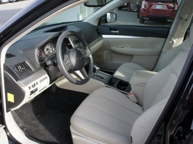 Subaru Legacy 2010 photo 3