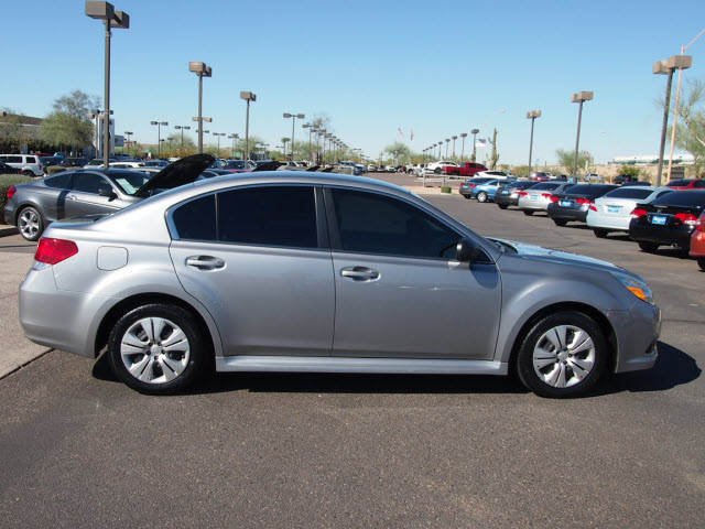 Subaru Legacy 2010 photo 5