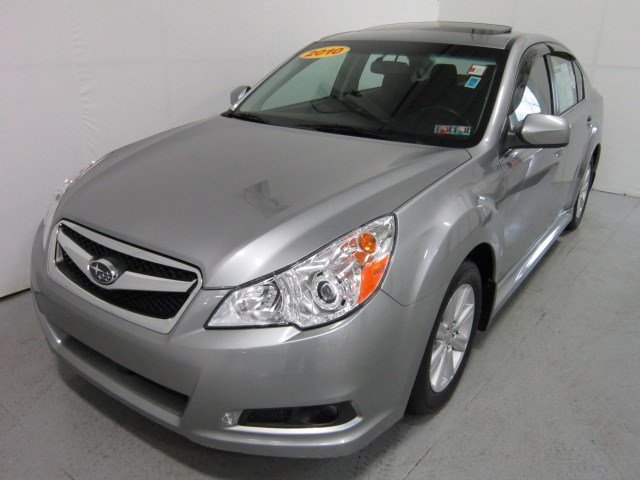 Subaru Legacy 2010 photo 1