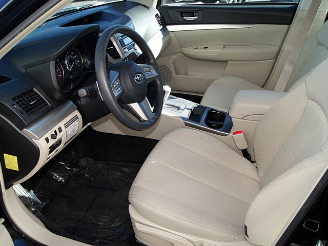 Subaru Legacy 2010 photo 5