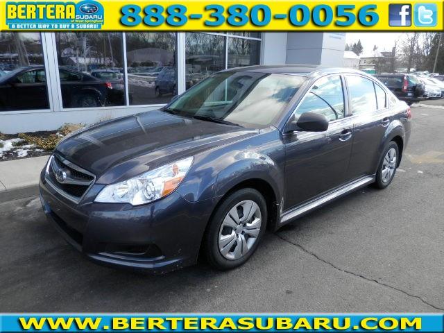 Subaru Legacy 2010 photo 1