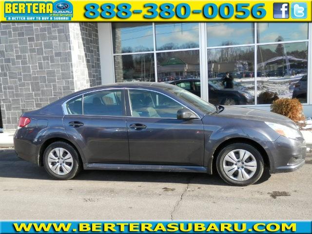 Subaru Legacy 2010 photo 3