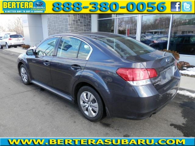 Subaru Legacy 2010 photo 5
