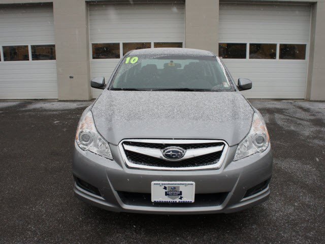 Subaru Legacy 2010 photo 1