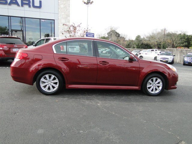 Subaru Legacy 2010 photo 5