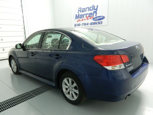 Subaru Legacy 2.3T Sedan 4D Sedan