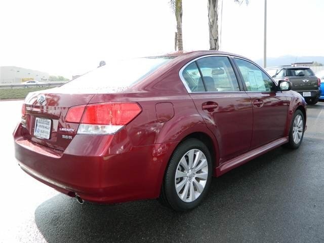 Subaru Legacy 2010 photo 5