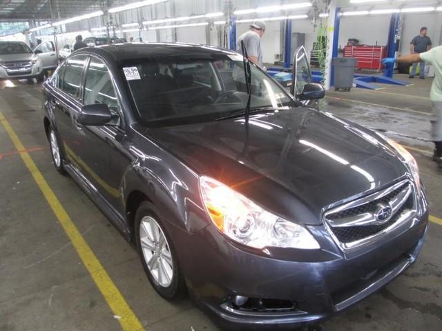 Subaru Legacy 2010 photo 2