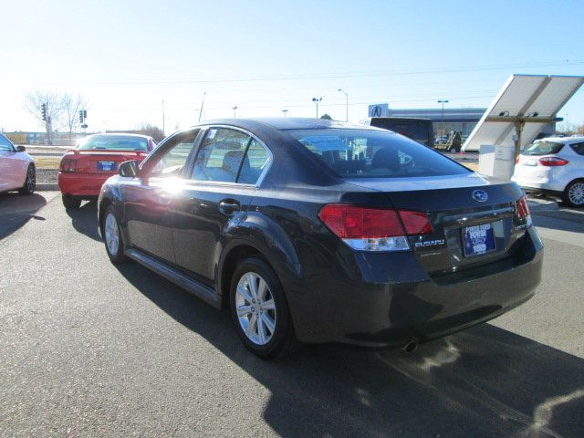 Subaru Legacy 2010 photo 2