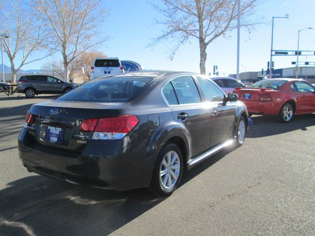 Subaru Legacy 2010 photo 3