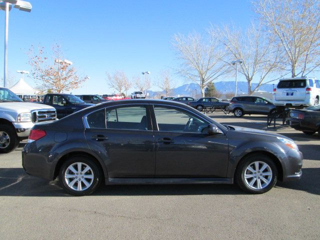 Subaru Legacy 2010 photo 4