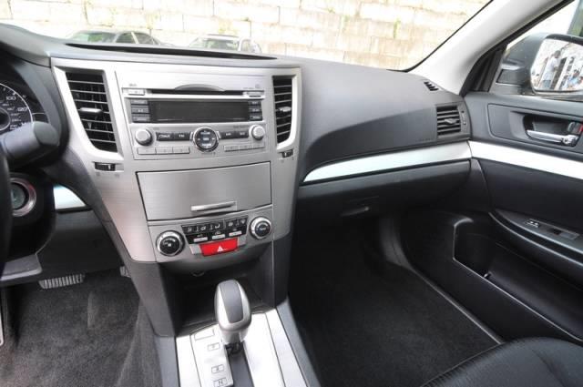 Subaru Legacy 4WD Crew Cab 130 LTZ Sedan