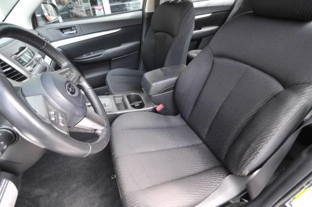Subaru Legacy 2011 photo 3