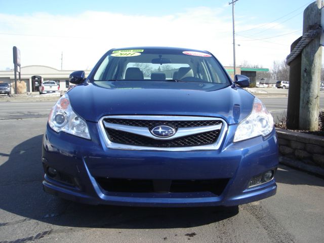 Subaru Legacy 2011 photo 2