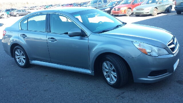 Subaru Legacy 2011 photo 3