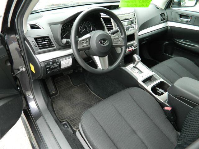 Subaru Legacy 2011 photo 16