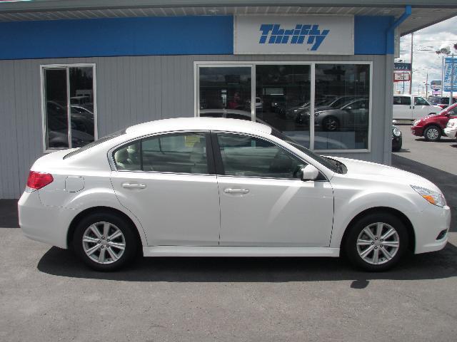 Subaru Legacy 2011 photo 22