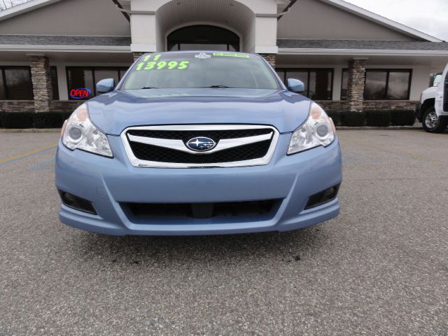Subaru Legacy 2011 photo 2