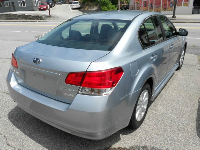Subaru Legacy 2012 photo 3