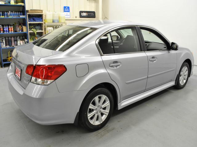 Subaru Legacy 2012 photo 5