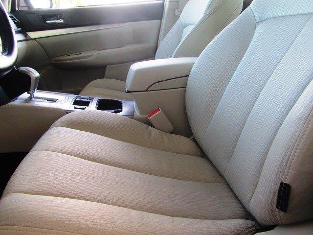 Subaru Legacy 2012 photo 4