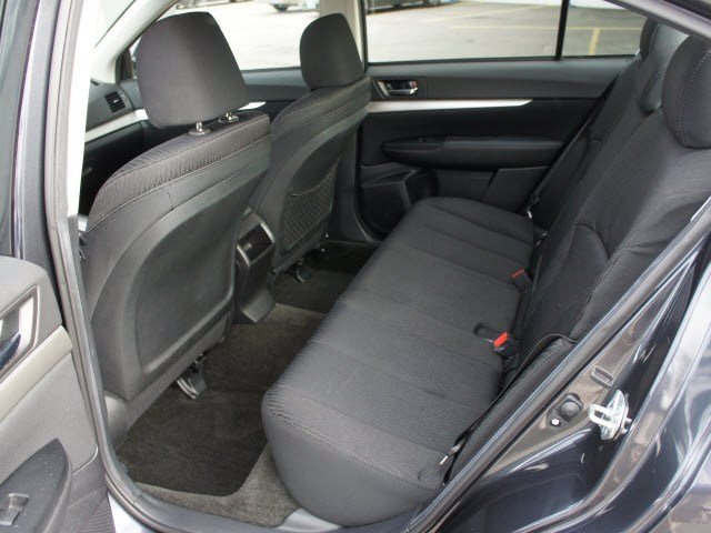 Subaru Legacy 2012 photo 2