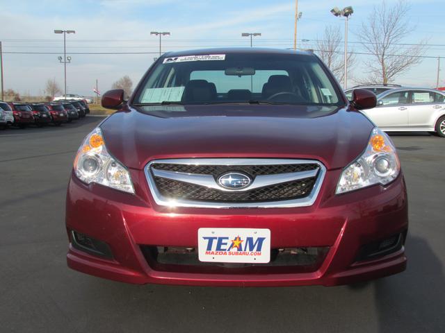 Subaru Legacy 2012 photo 4