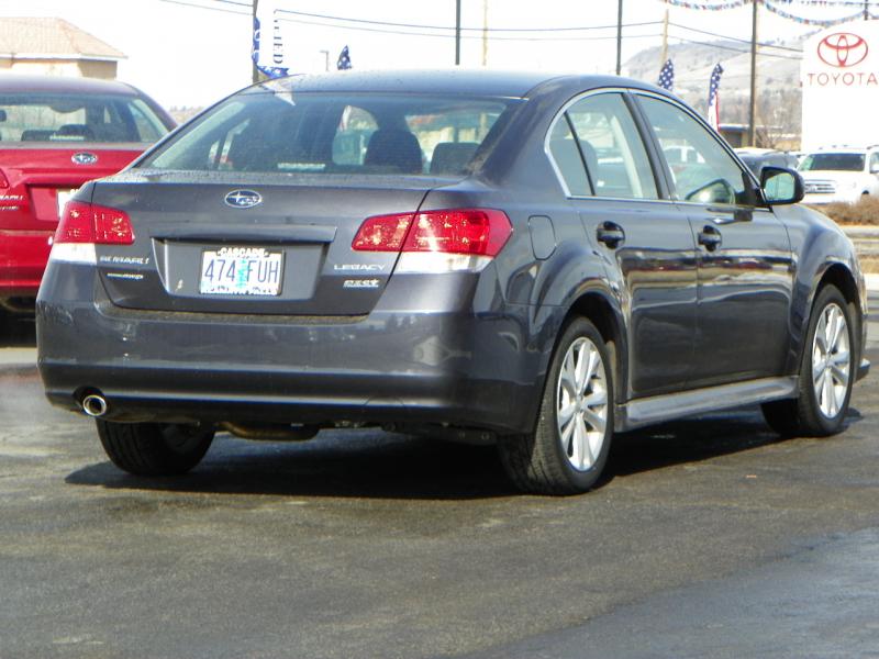 Subaru Legacy 2013 photo 4