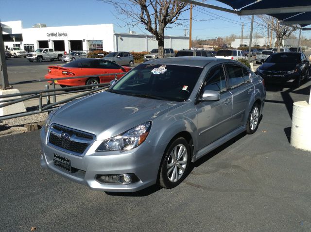 Subaru Legacy 2013 photo 4
