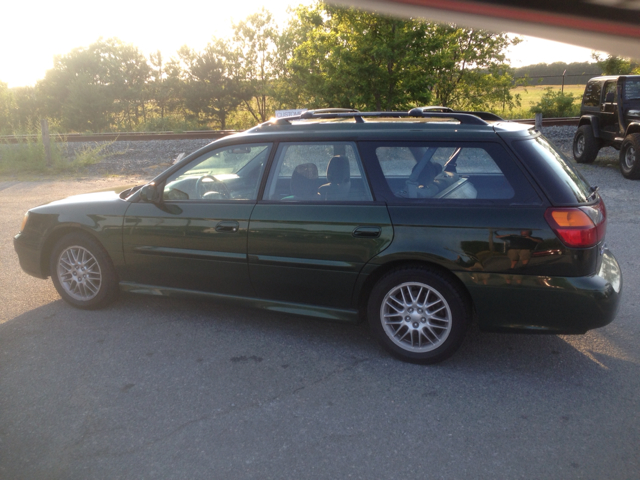 Subaru Legacy Wagon 2002 photo 3