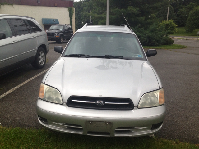 Subaru Legacy Wagon 2002 photo 1