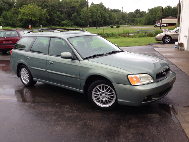 Subaru Legacy Wagon 2003 photo 2
