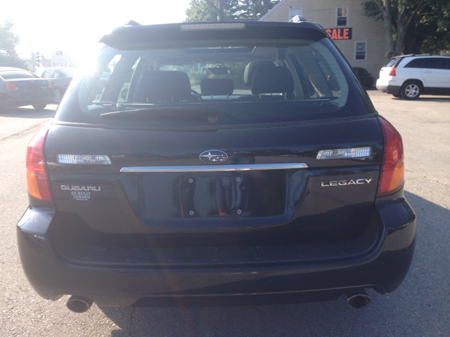 Subaru Legacy Wagon 2006 photo 2
