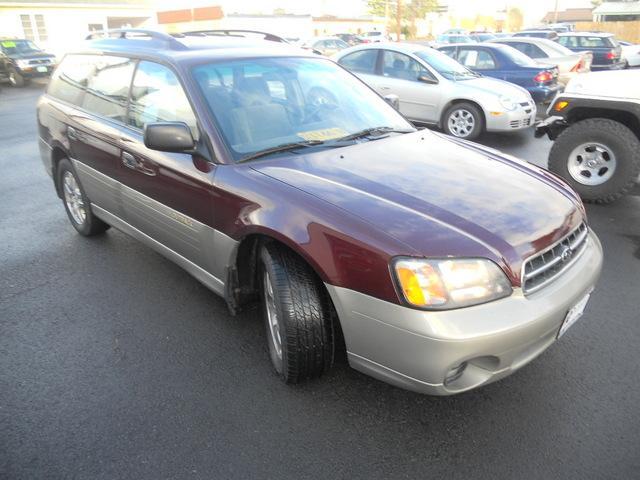 Subaru Outback 2000 photo 1