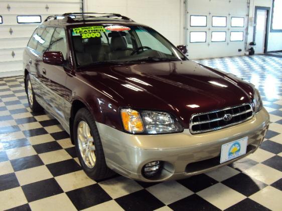 Subaru Outback SLT 25 Wagon