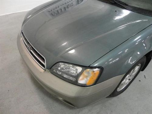 Subaru Outback 2000 photo 1