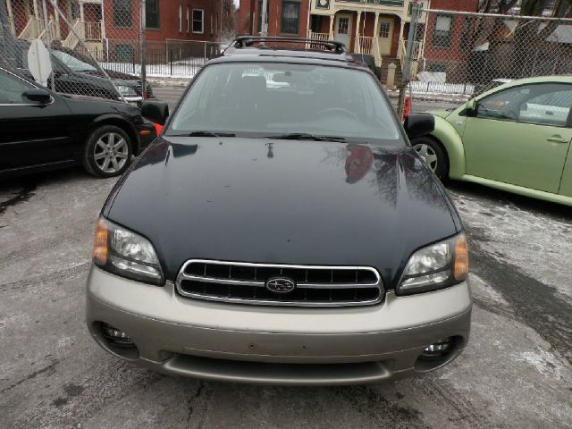 Subaru Outback 2000 photo 1