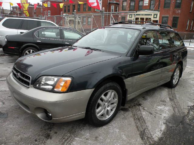 Subaru Outback 2000 photo 2
