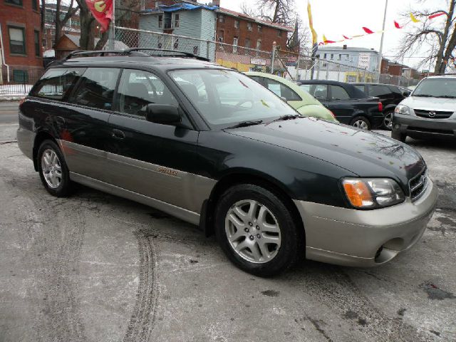 Subaru Outback 2000 photo 3