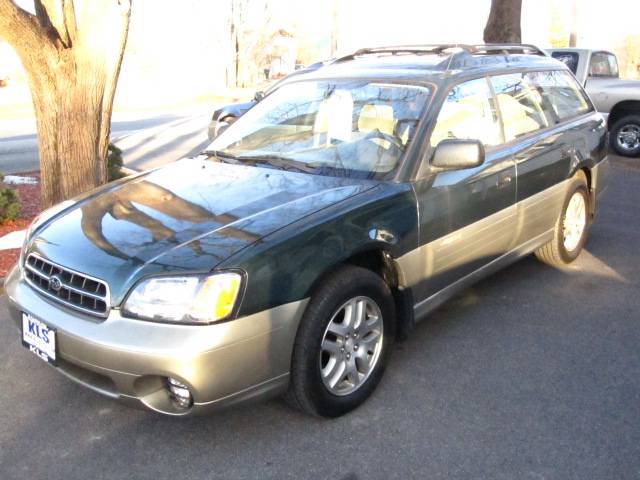Subaru Outback 2000 photo 4