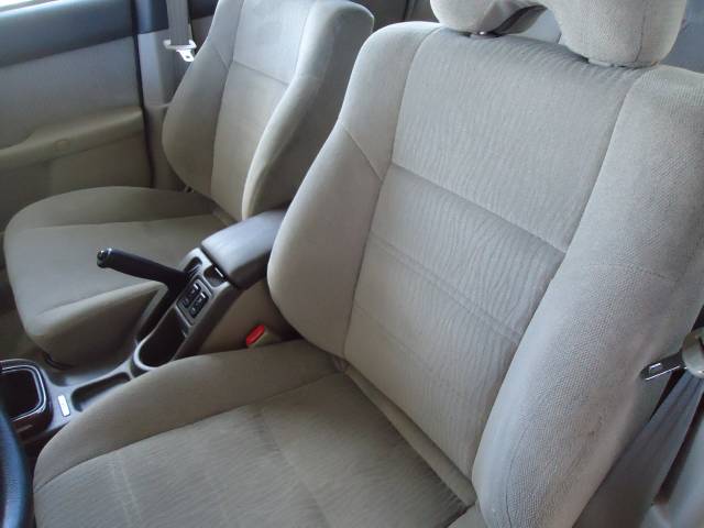 Subaru Outback 2000 photo 5