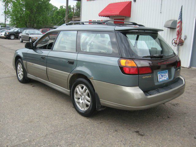 Subaru Outback 2000 photo 5