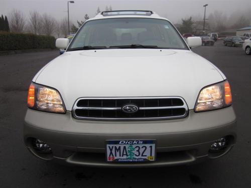 Subaru Outback 2000 photo 2