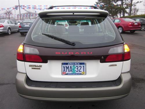 Subaru Outback 2000 photo 4