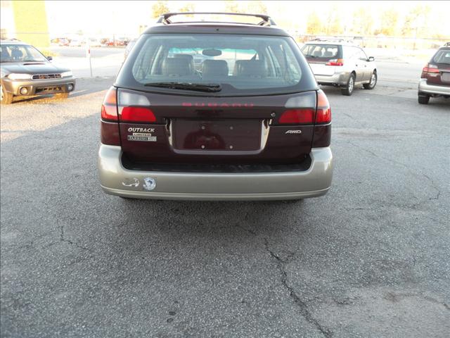 Subaru Outback 2000 photo 2